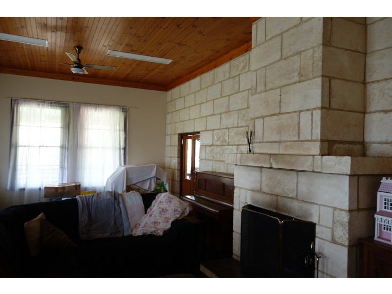 40 Breeze Road, Forrest Beach WA 6271