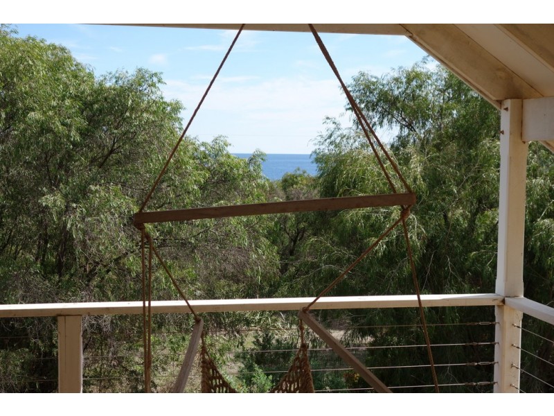 40 Breeze Road, Forrest Beach WA 6271