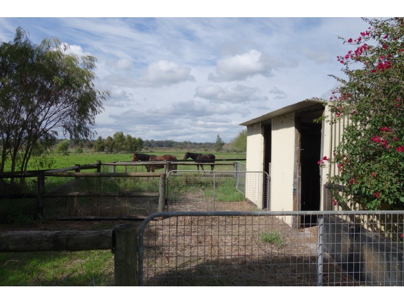 40 Breeze Road, Forrest Beach WA 6271