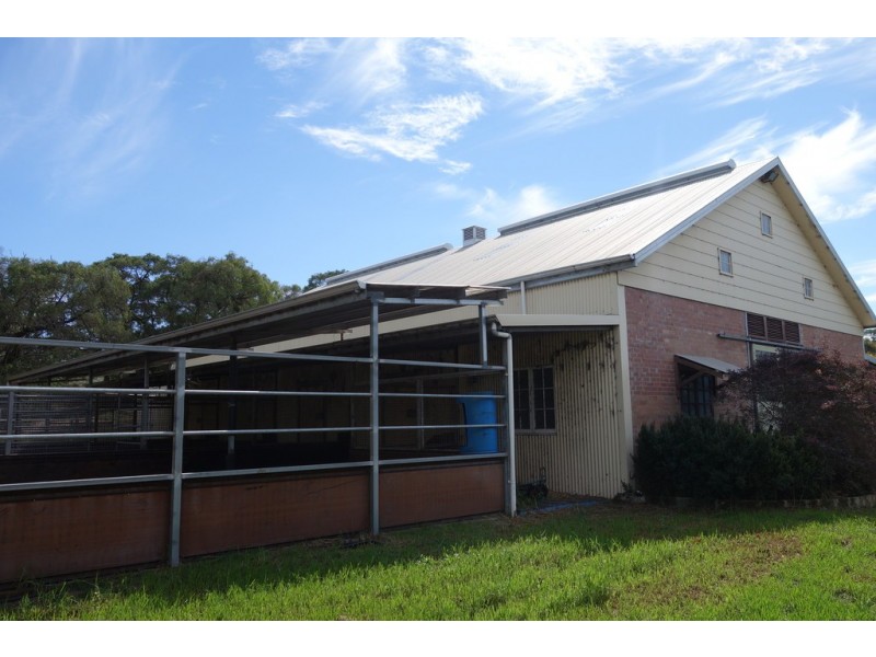 40 Breeze Road, Forrest Beach WA 6271