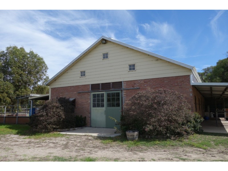 40 Breeze Road, Forrest Beach WA 6271