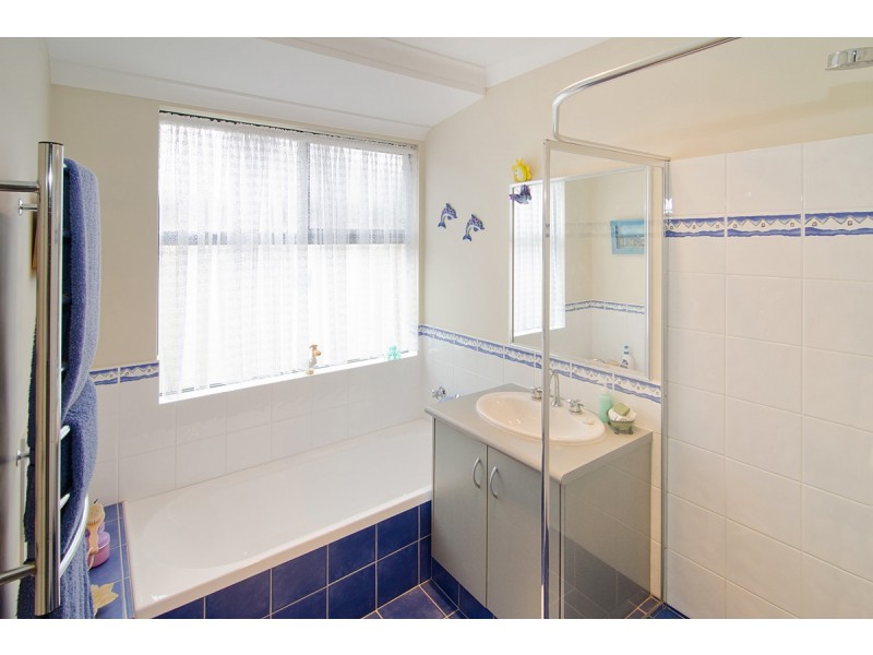 88 Lancaster Drive, West Busselton WA 6280