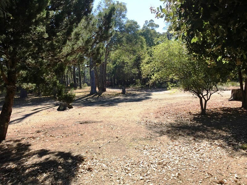 123 Silverwood Road, Metricup WA 6280