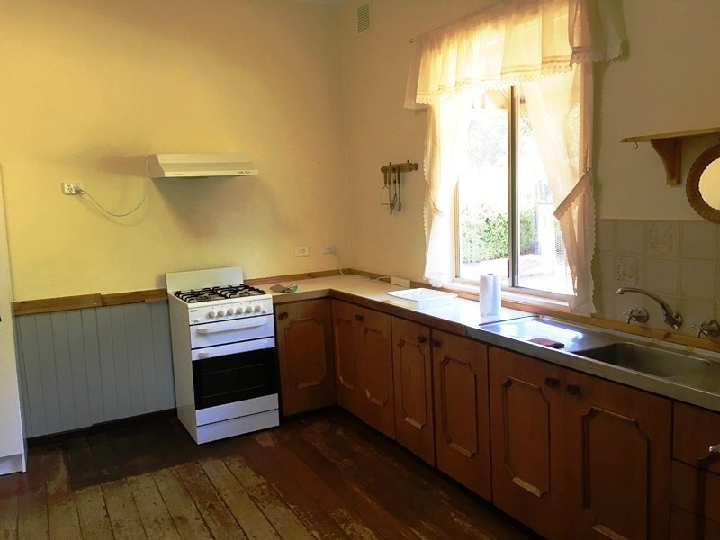 123 Silverwood Road, Metricup WA 6280
