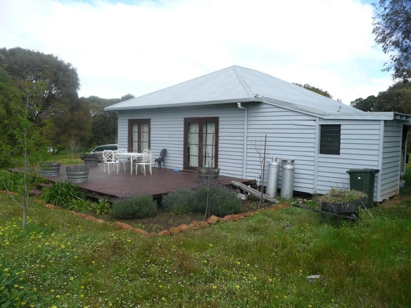 381 Wallis Road, Witchcliffe WA 6286
