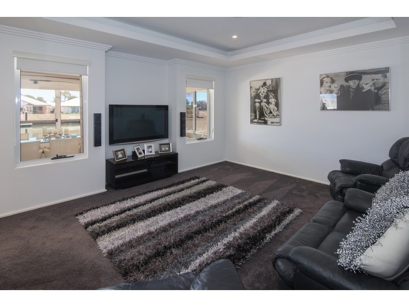 13 Waterline View, Geographe WA 6280