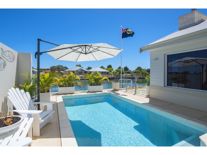 13 Waterline View, Geographe WA 6280