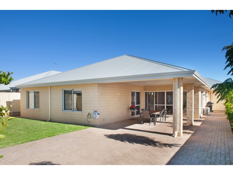 8 Stoker Street, West Busselton WA 6280
