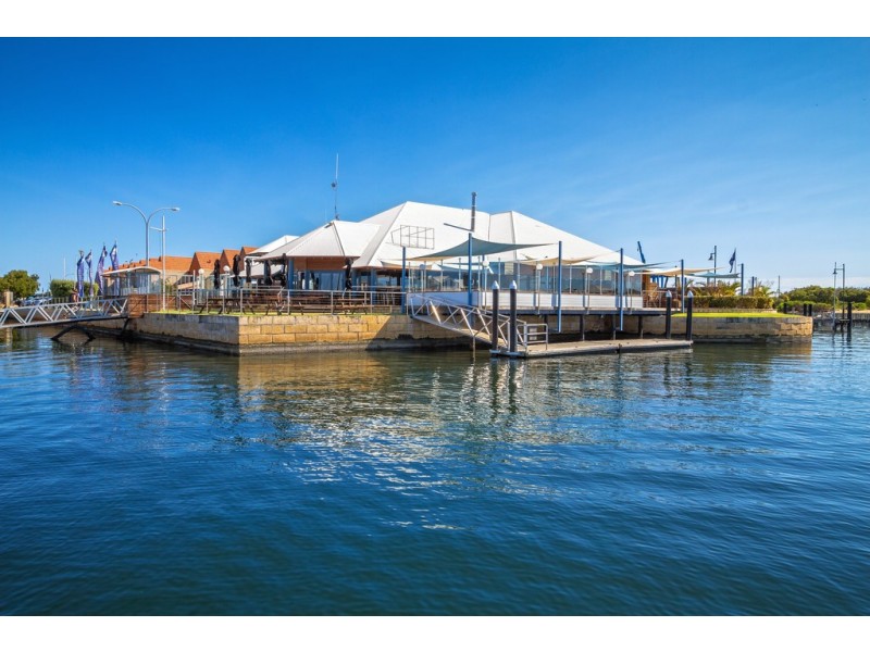 18 Seahorse Crescent, Geographe WA 6280