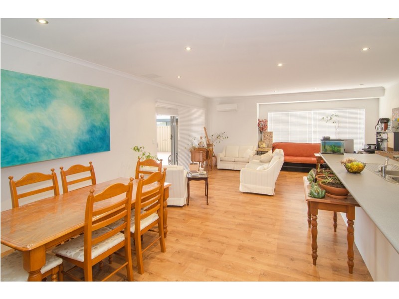 13 Cezanne Way, Yalyalup WA 6280