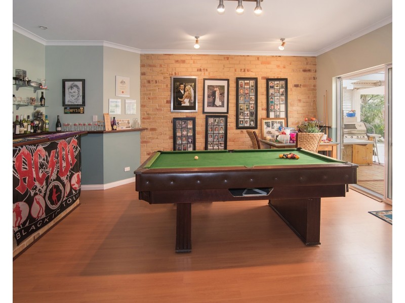1 Kalgaritch Avenue, West Busselton WA 6280