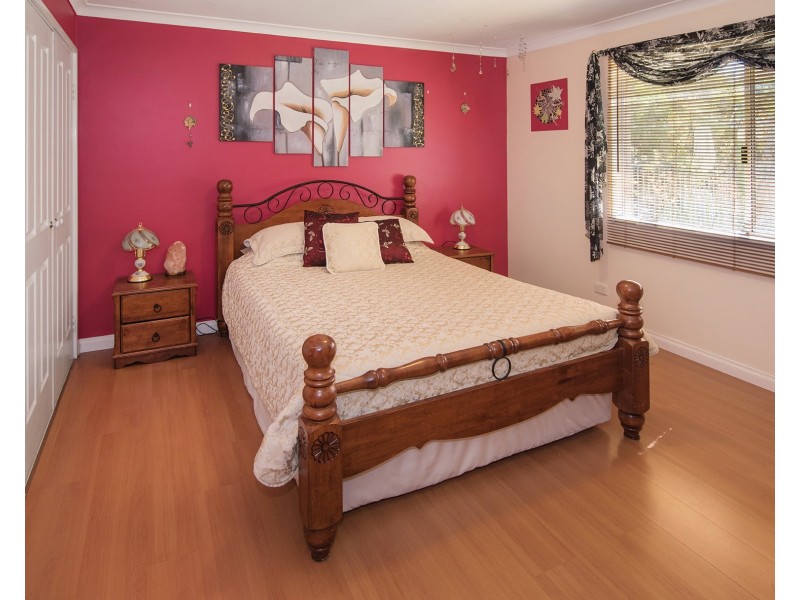 1 Kalgaritch Avenue, West Busselton WA 6280