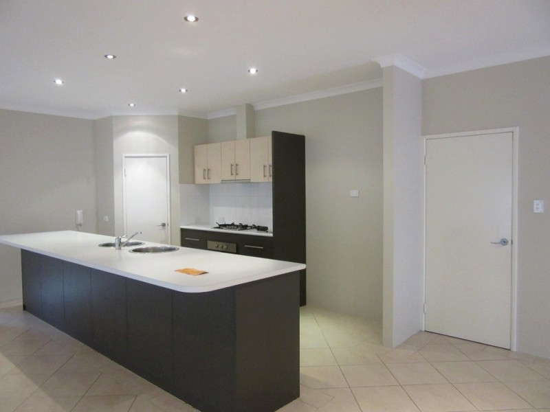 2/14 Thomas Street, Busselton WA 6280