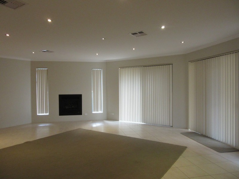 2/14 Thomas Street, Busselton WA 6280