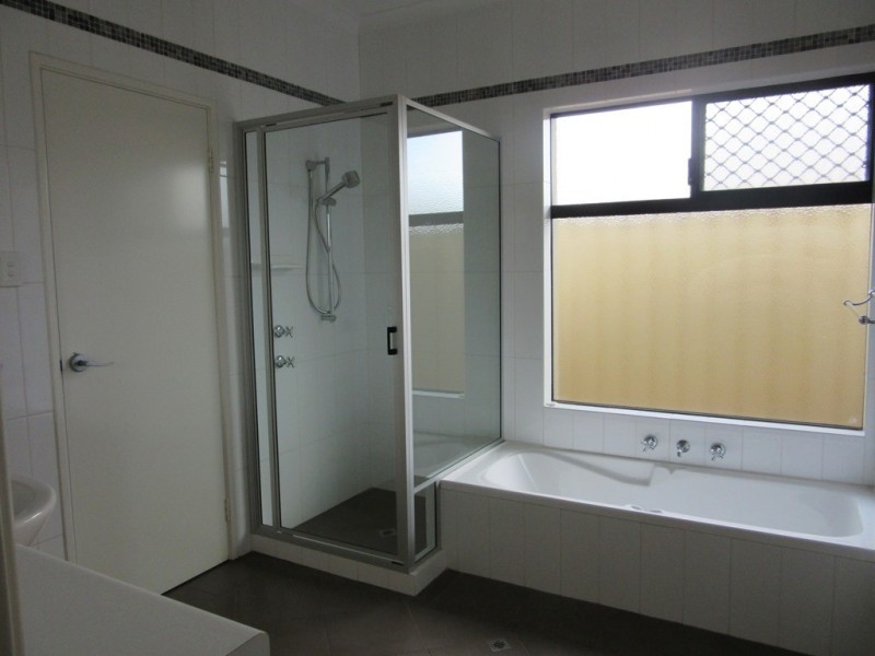 2/14 Thomas Street, Busselton WA 6280