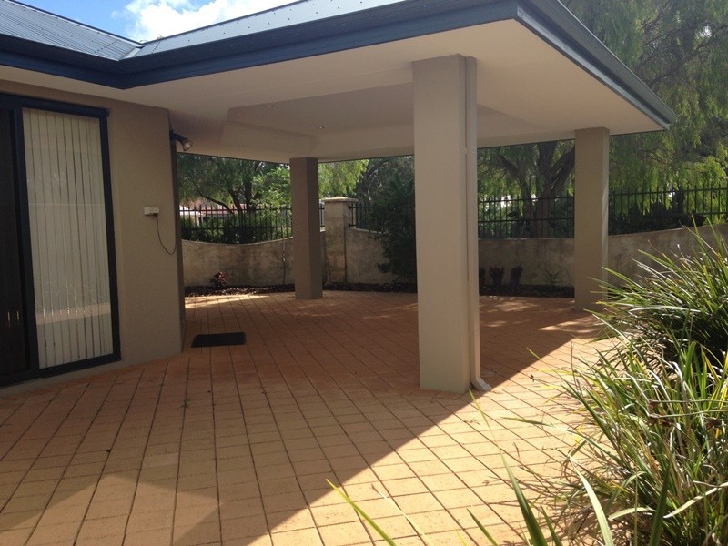 2/14 Thomas Street, Busselton WA 6280