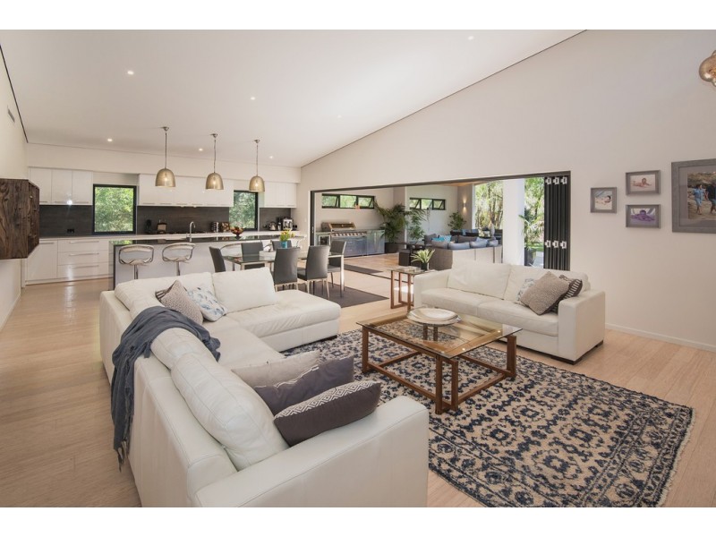 1A Furphy Place, West Busselton WA 6280