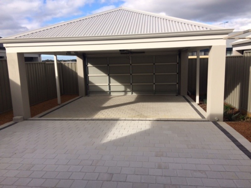 3/2 Mackerel Avenue, Kealy WA 6280