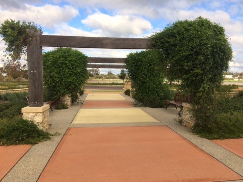 3/2 Mackerel Avenue, Kealy WA 6280