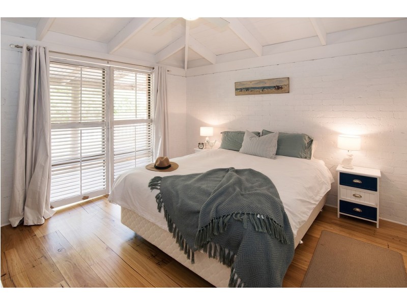 18 Guerin Street, Geographe WA 6280