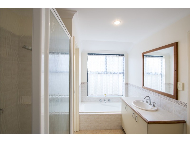 3 MacNeil Cove, West Busselton WA 6280