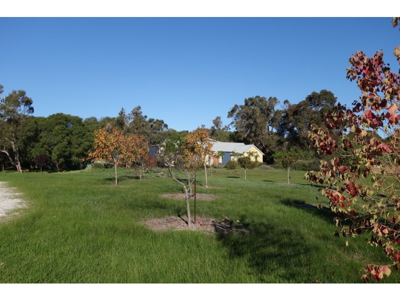 33 Broadhurst Road, Metricup WA 6280