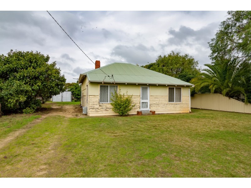 34 Reynolds Street, West Busselton WA 6280