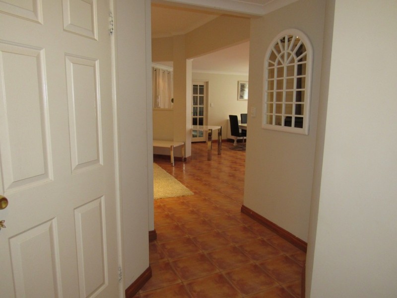 11 Jabiru Place, Geographe WA 6280