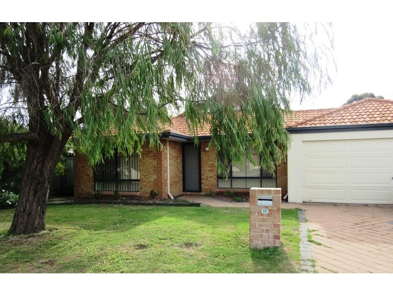 19 Honeyeater Crescent, Geographe WA 6280