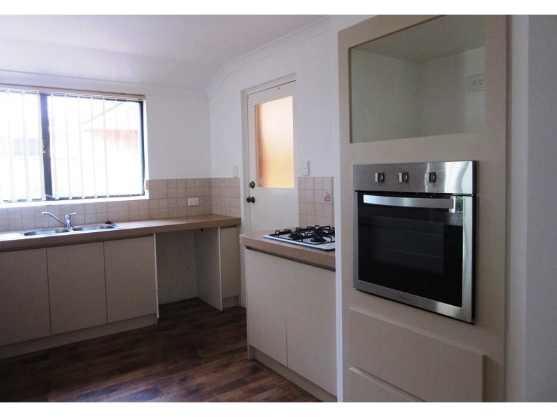 19 Honeyeater Crescent, Geographe WA 6280