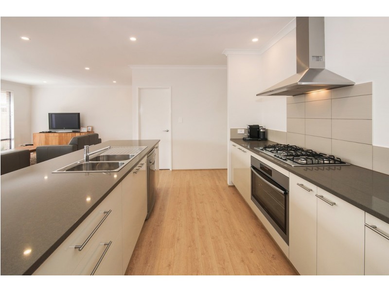 9 Boiler Terrace, West Busselton WA 6280