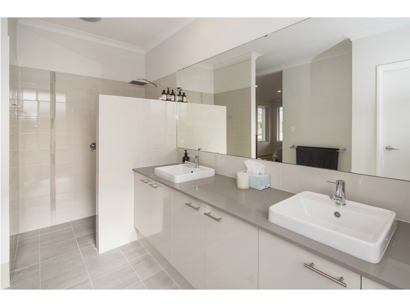 9 Boiler Terrace, West Busselton WA 6280