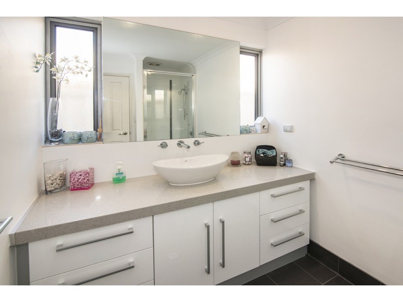 7 Tip Dray Terrace, West Busselton WA 6280