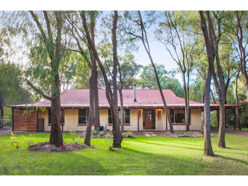 35 Country Road, Bovell WA 6280