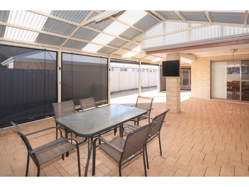 2/3 Edith Cowan Court, Abbey WA 6280