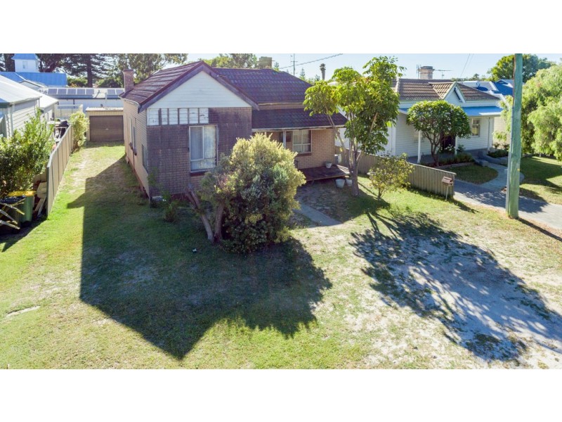 15 Carey Street, Busselton WA 6280