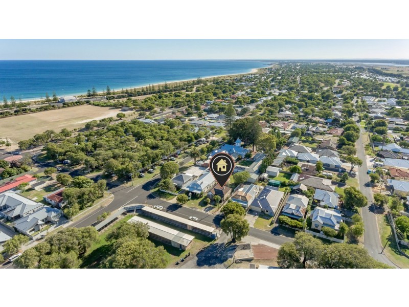 15 Carey Street, Busselton WA 6280