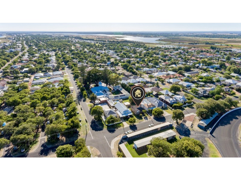 15 Carey Street, Busselton WA 6280