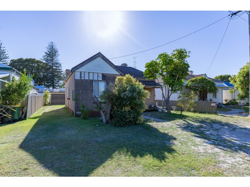 15 Carey Street, Busselton WA 6280
