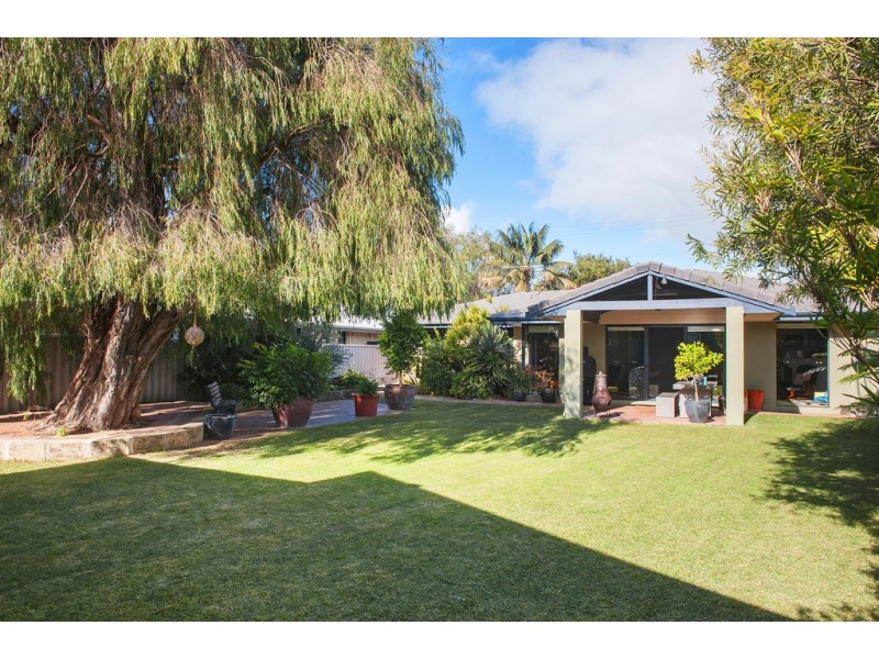 341 Bussell Highway, Broadwater WA 6280