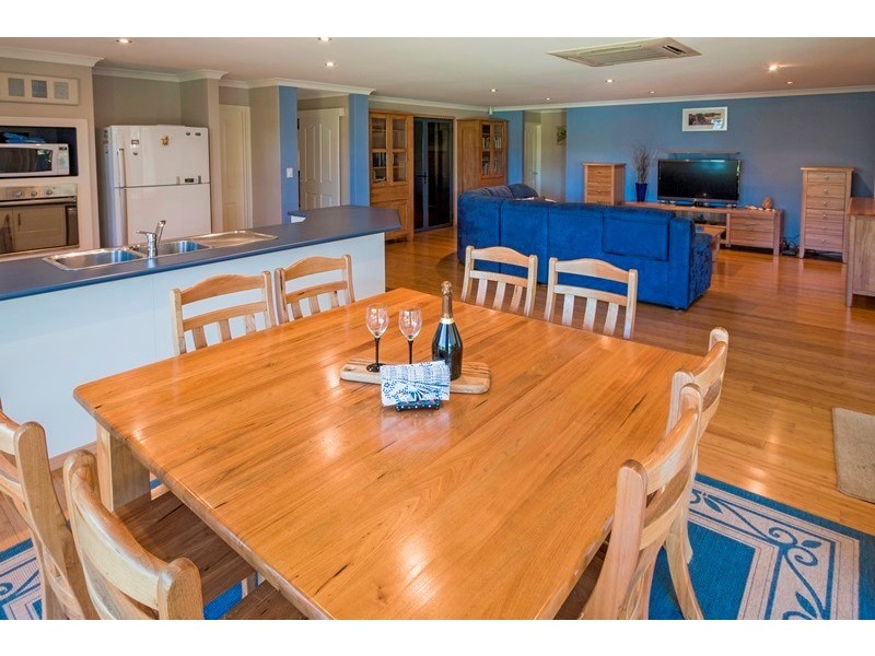 7 Esperia Close, West Busselton WA 6280