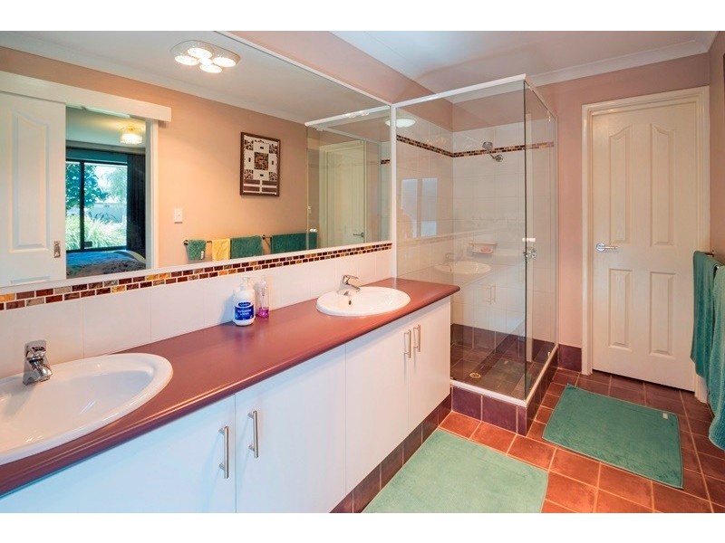 7 Esperia Close, West Busselton WA 6280