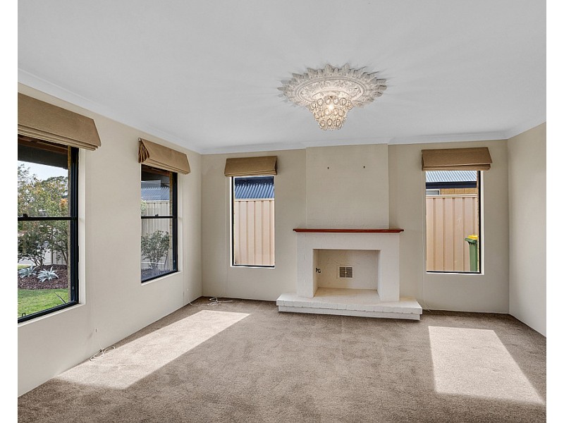 8 Medusa Way, Geographe WA 6280