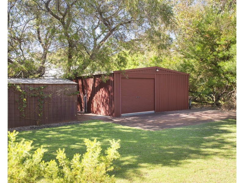 11 Hay Shed Road, Bovell WA 6280