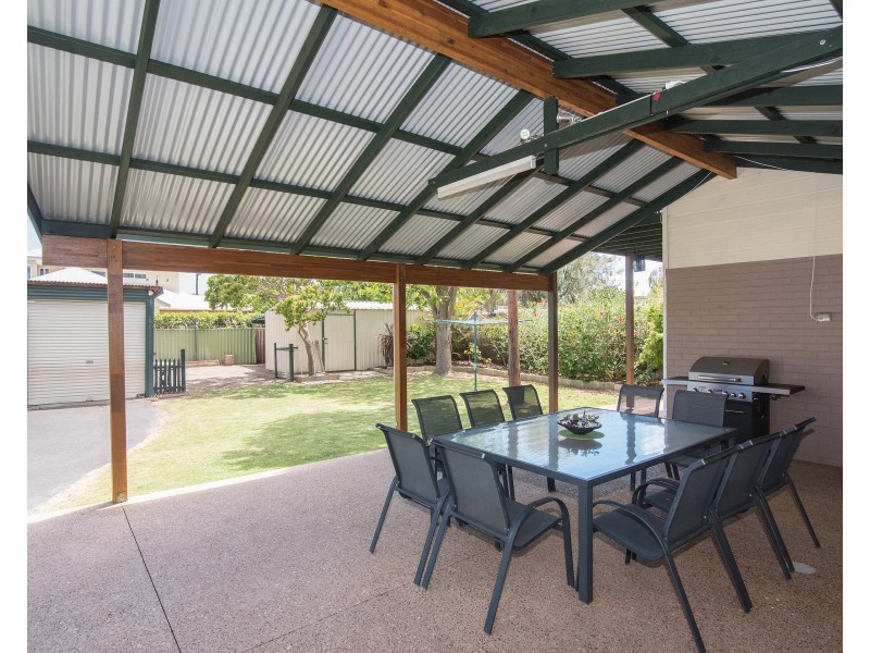 3 Percival Place, Broadwater WA 6280