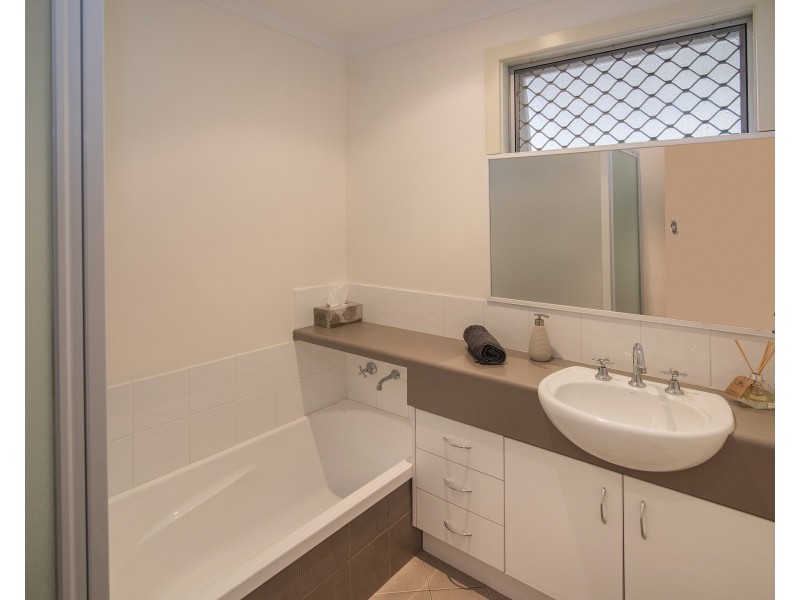 3 Percival Place, Broadwater WA 6280