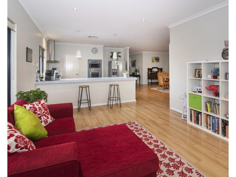 18 Frances Louisa Street, West Busselton WA 6280