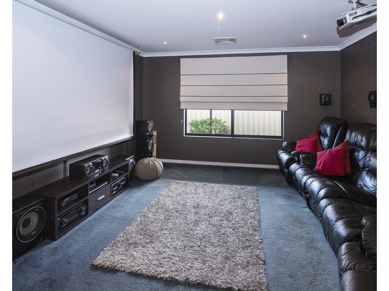 18 Frances Louisa Street, West Busselton WA 6280