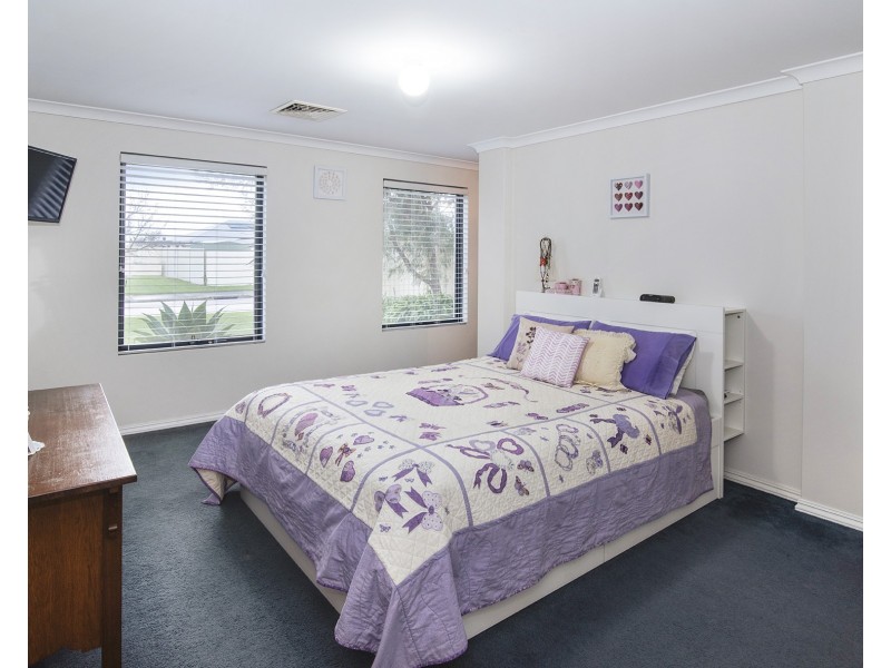 18 Frances Louisa Street, West Busselton WA 6280