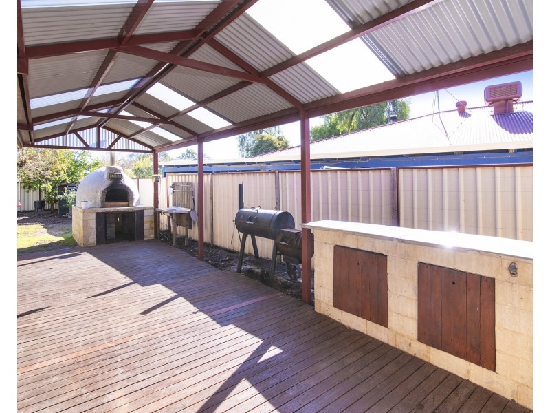 156 College Avenue, West Busselton WA 6280